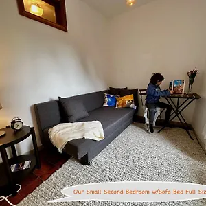 Lovely 2 Bedroom In Historic Center San Gimignano